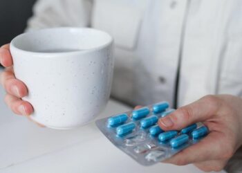 Estos son los cuatro medicamentos que no debes mezclar nunca con el café